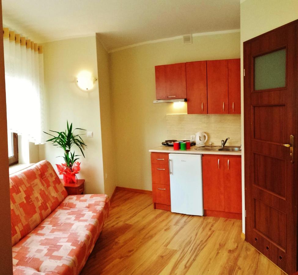 Pokoje Goscinne Jantar Lukecin Ngoại thất bức ảnh